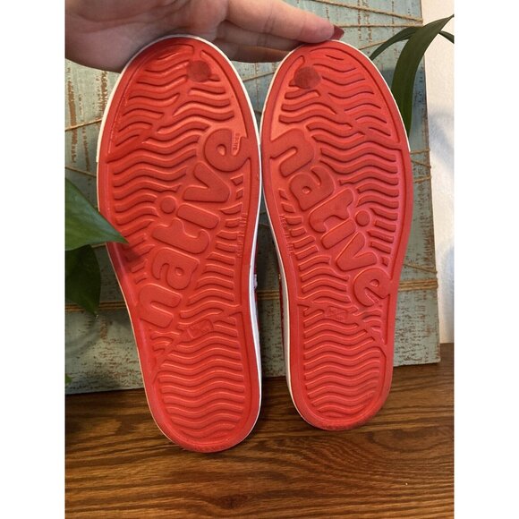 Minnie Mouse Shoes Womens 8 Red Native Jefferson Slip On Disney Allover Sneakers - Picture 8 of 9